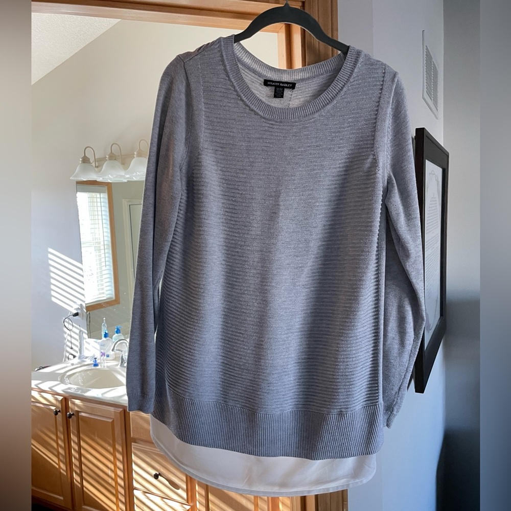 Woman’s sweater size M